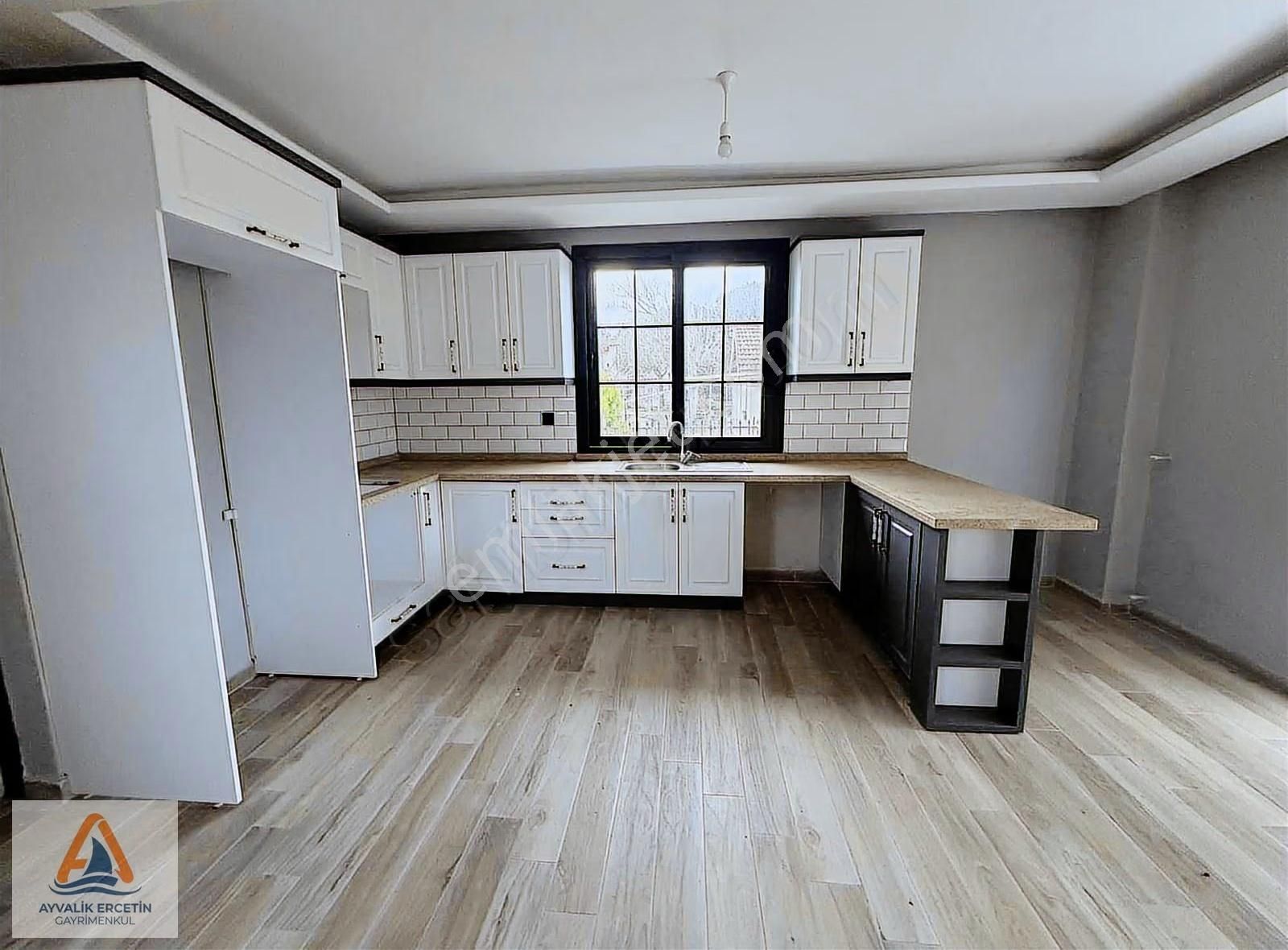 Altınova Deniz Manzaralı 4+1 Site İci Vılla - Görsel 24
