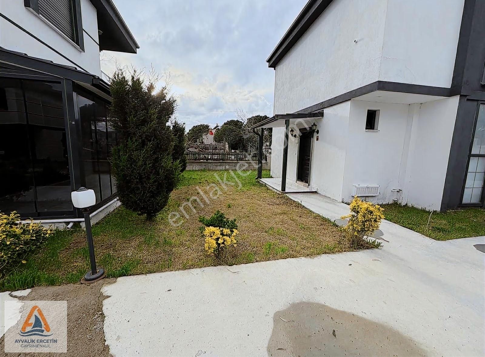 Altınova Deniz Manzaralı 4+1 Site İci Vılla - Görsel 17