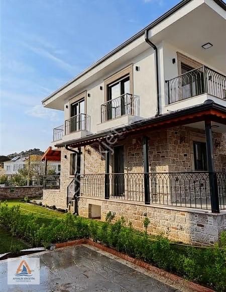 Ayvalık Sarımsaklı Lüx Premium Havuzlu Villalar - Görsel 24