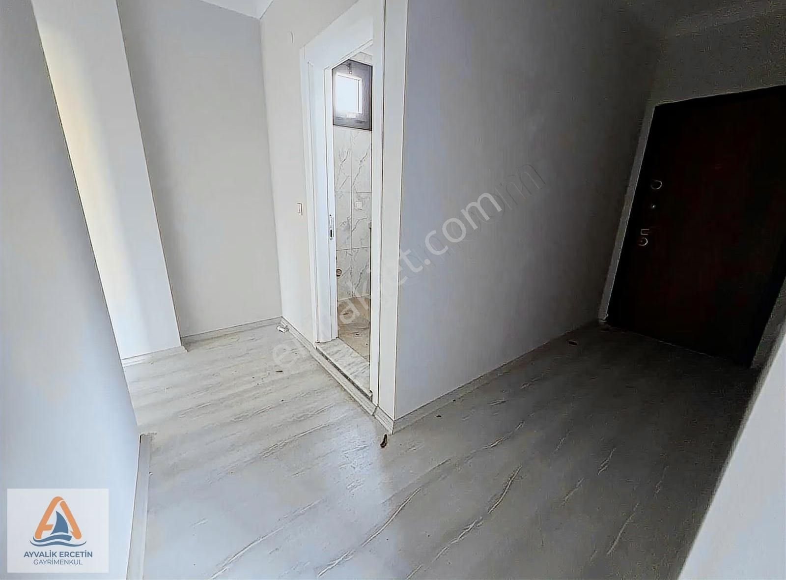 Ayvalık Altınova Bahçe Kullanımlı Sıfır 2+1 Daire - Görsel 2