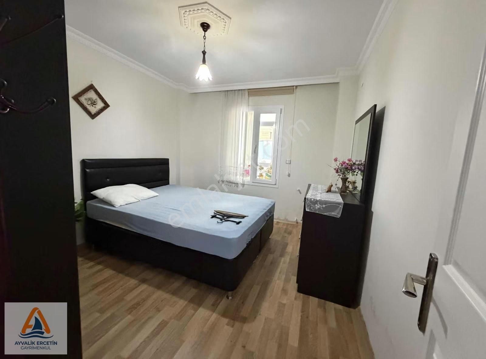 Ayvalık Sarımsaklı Kücükköyde Denize Yürüme Mesafesi 2+1 Daıre - Görsel 17