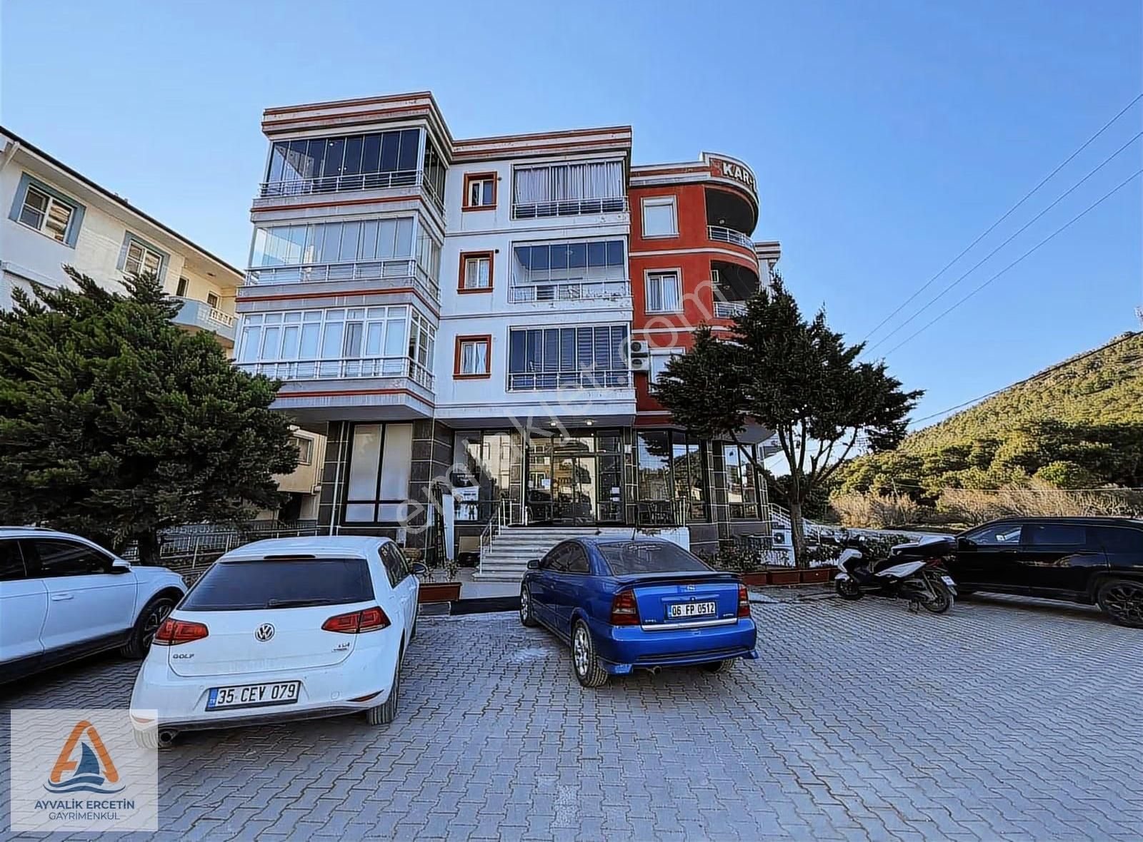 Ayvalık Sarımsaklı Kücükköyde Denize Yürüme Mesafesi 2+1 Daıre