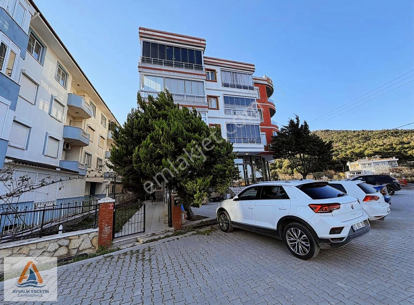 Ayvalık Sarımsaklı Kücükköyde Denize Yürüme Mesafesi 2+1 Daıre - Görsel 22