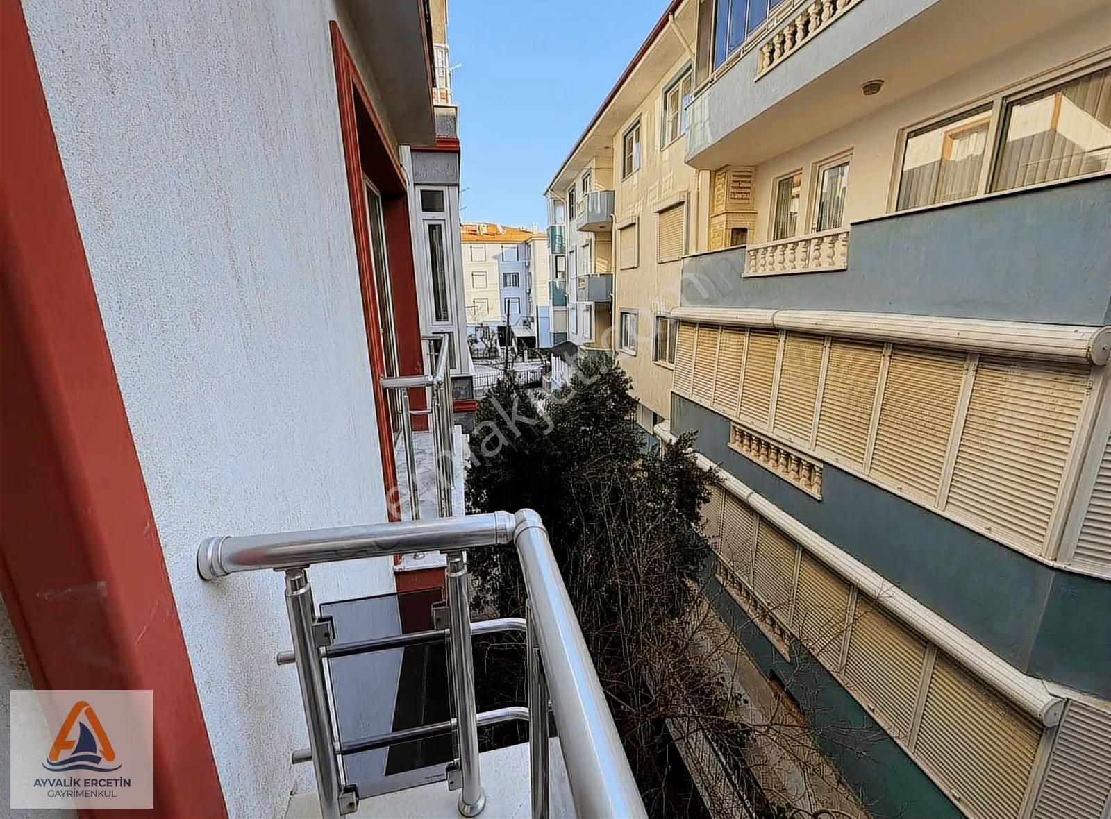 Ayvalık Sarımsaklı Kücükköyde Denize Yürüme Mesafesi 2+1 Daıre - Görsel 10