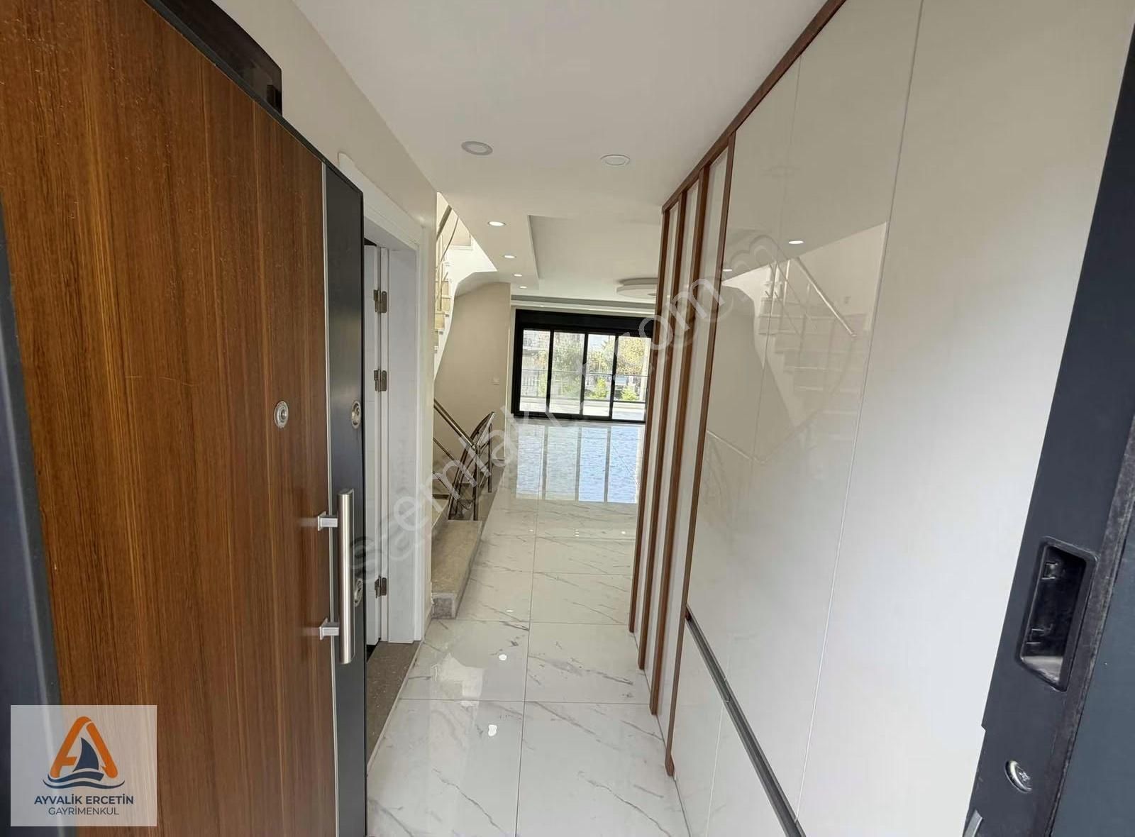 Süper Konumda 5+1 Villamız Satılıktır - Görsel 16