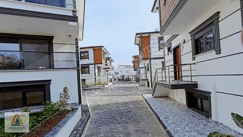 Süper Konumda 5+1 Villamız Satılıktır - Görsel 20