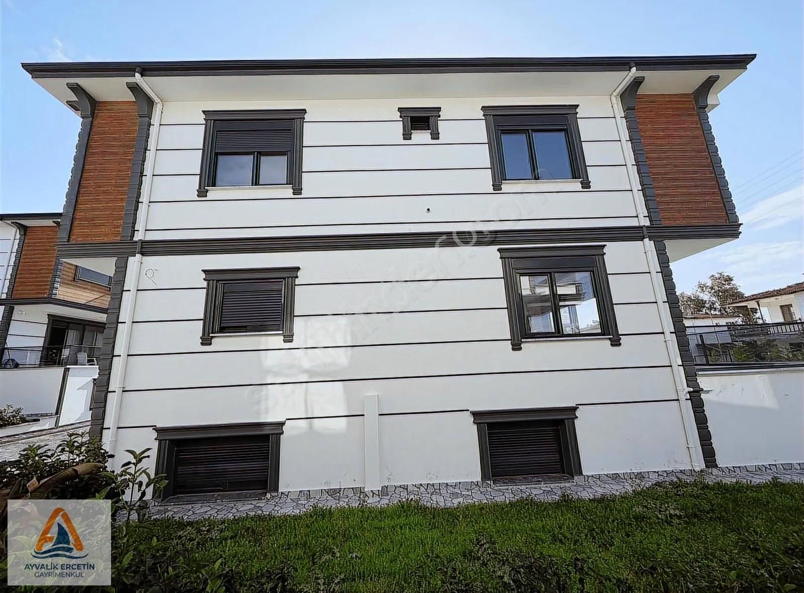 Süper Konumda 5+1 Villamız Satılıktır - Görsel 33