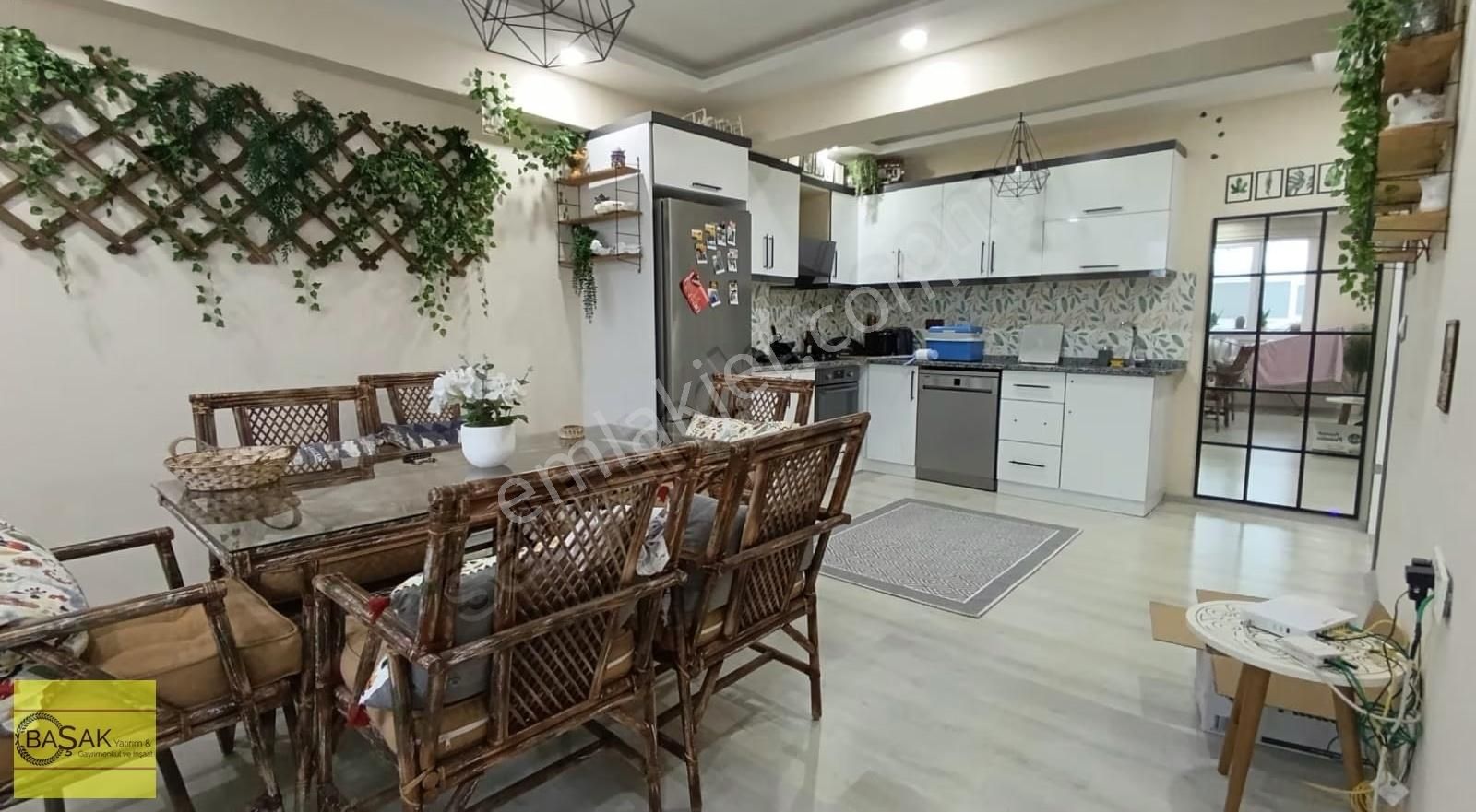 Başak Tan Müstakil Kapalı Bahçe Alanlı Eşyalı Satılık 2+1 - Görsel 11