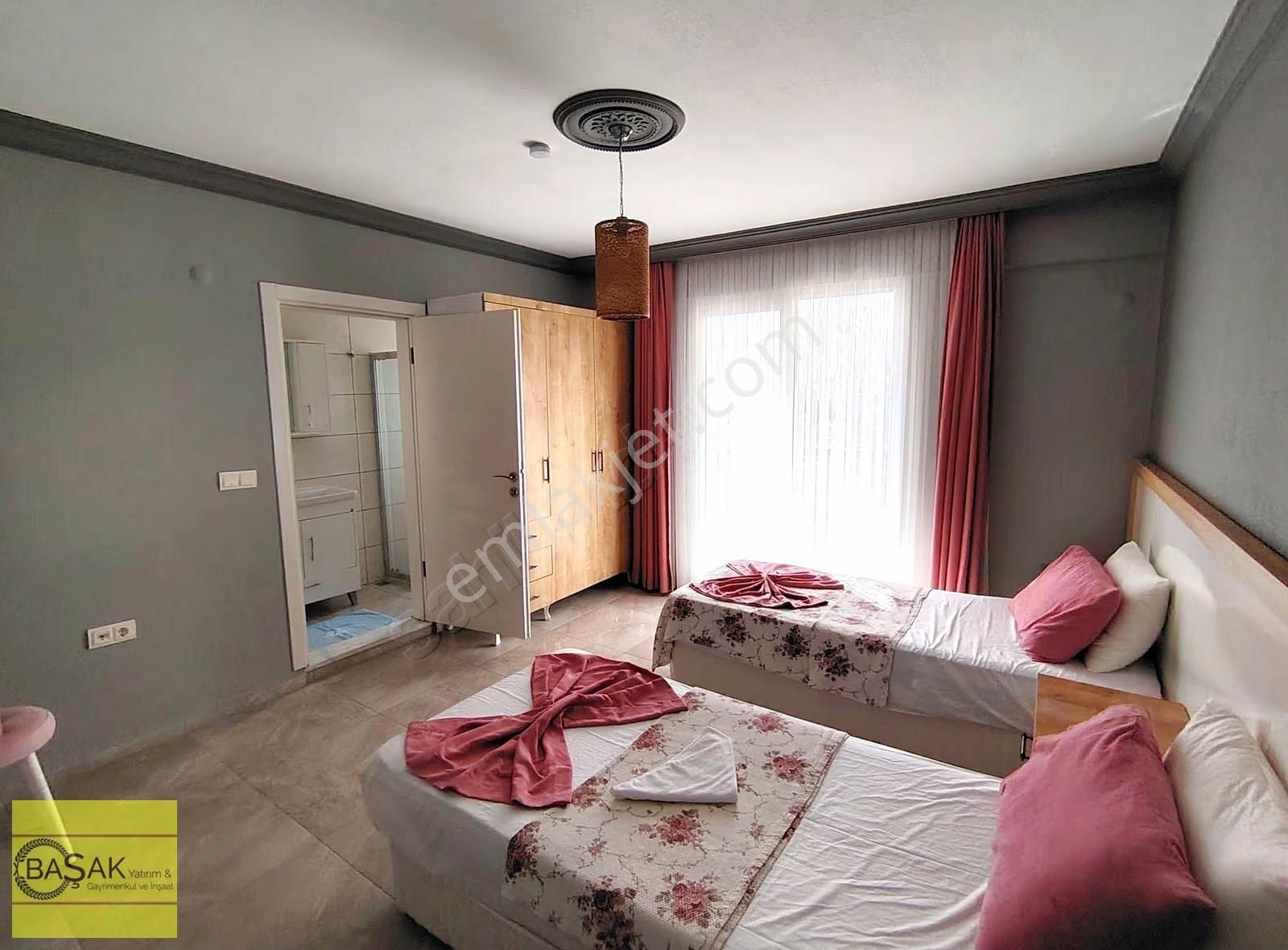 Başak Tan Geniş Havuzlu Bahçeli Eşyalı Müstakil 3+1 Villa - Görsel 12