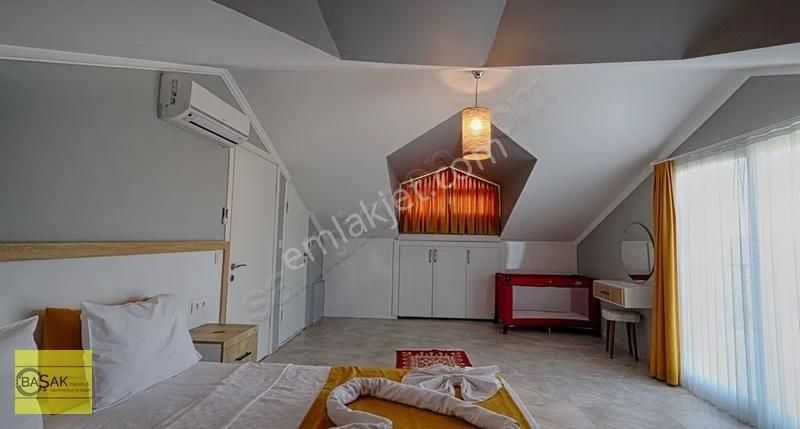 Başak Tan Geniş Havuzlu Bahçeli Eşyalı Müstakil 3+1 Villa - Görsel 23