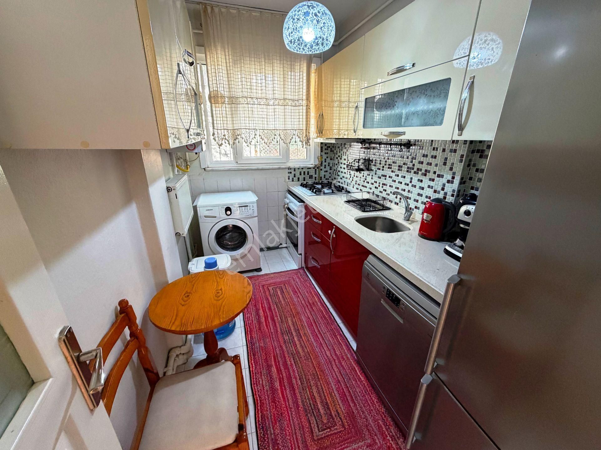 Salacak'ta 1.kat Mobilyalı Yeşillikler İçinde 110m2 Kiralık 2+1 - Görsel 18