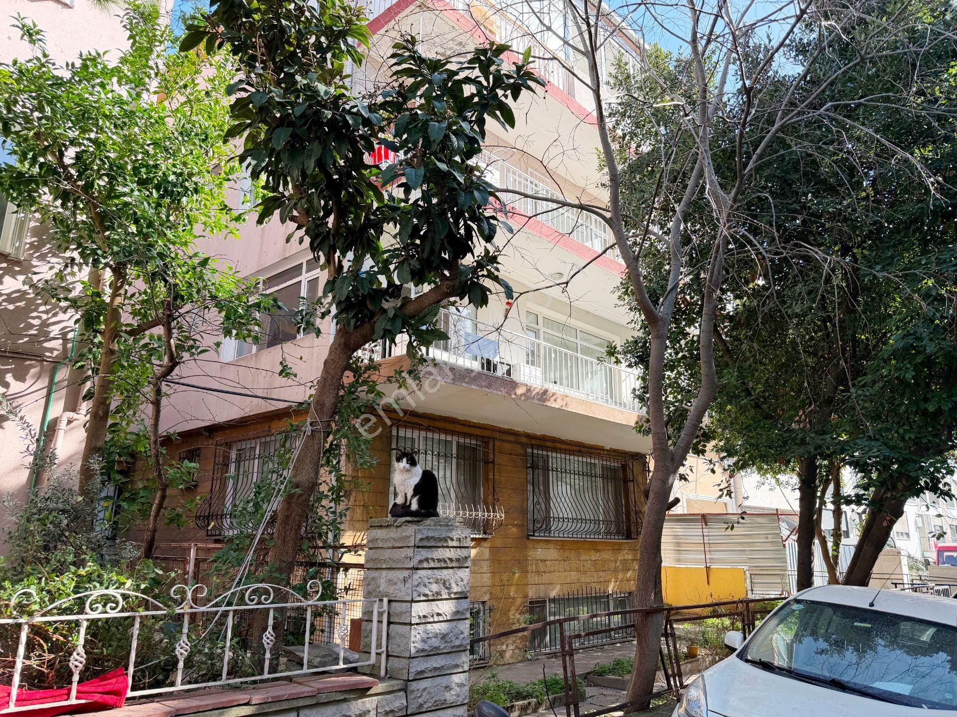 Salacak'ta 1.kat Mobilyalı Yeşillikler İçinde 110m2 Kiralık 2+1 - Görsel 30