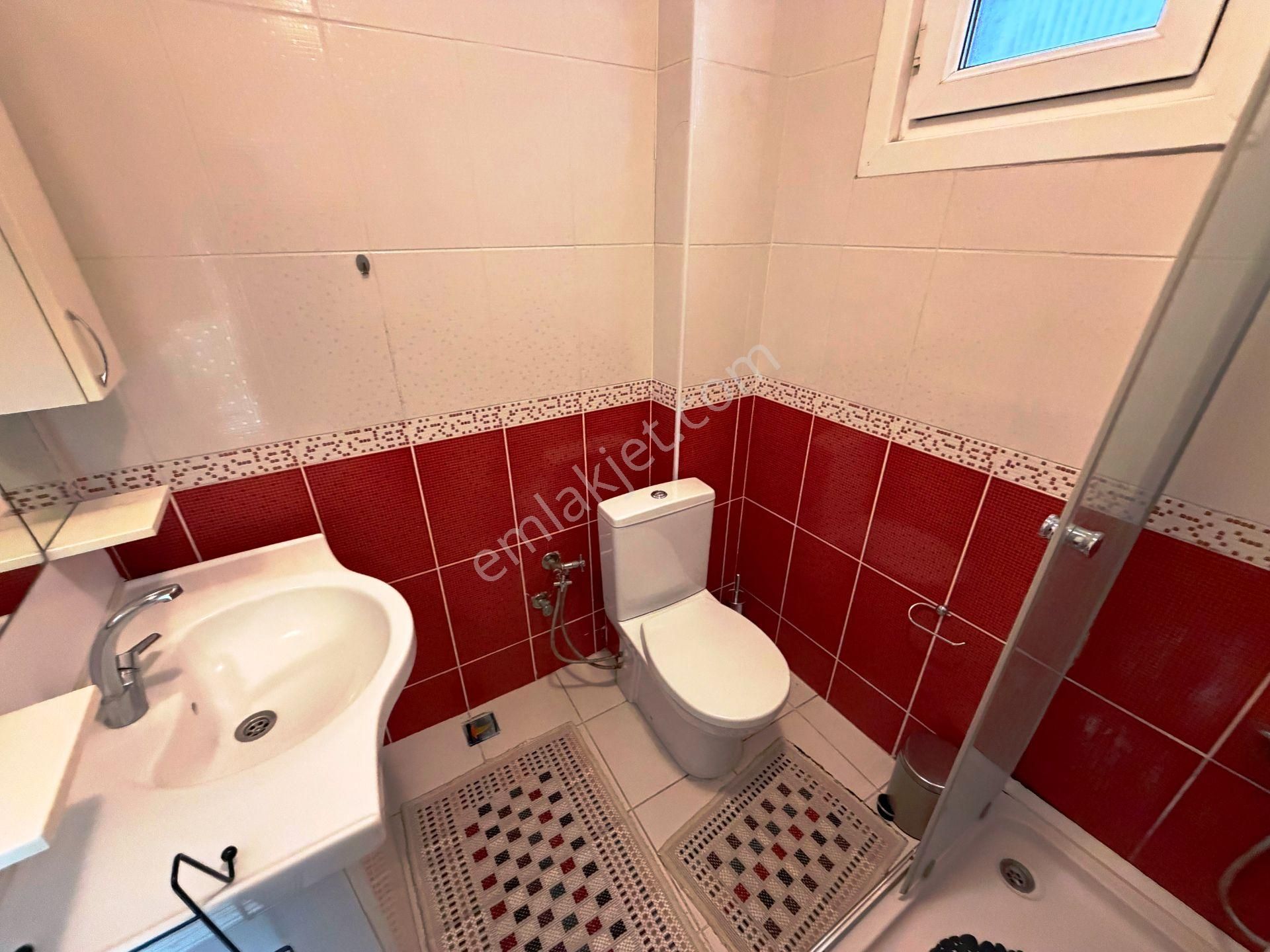 Salacak'ta 1.kat Mobilyalı Yeşillikler İçinde 110m2 Kiralık 2+1 - Görsel 21