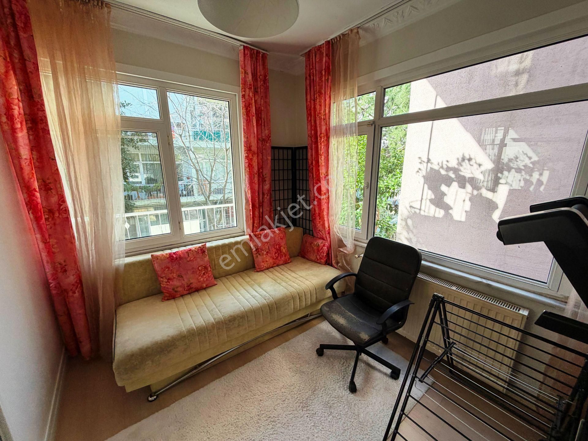 Salacak'ta 1.kat Mobilyalı Yeşillikler İçinde 110m2 Kiralık 2+1 - Görsel 15