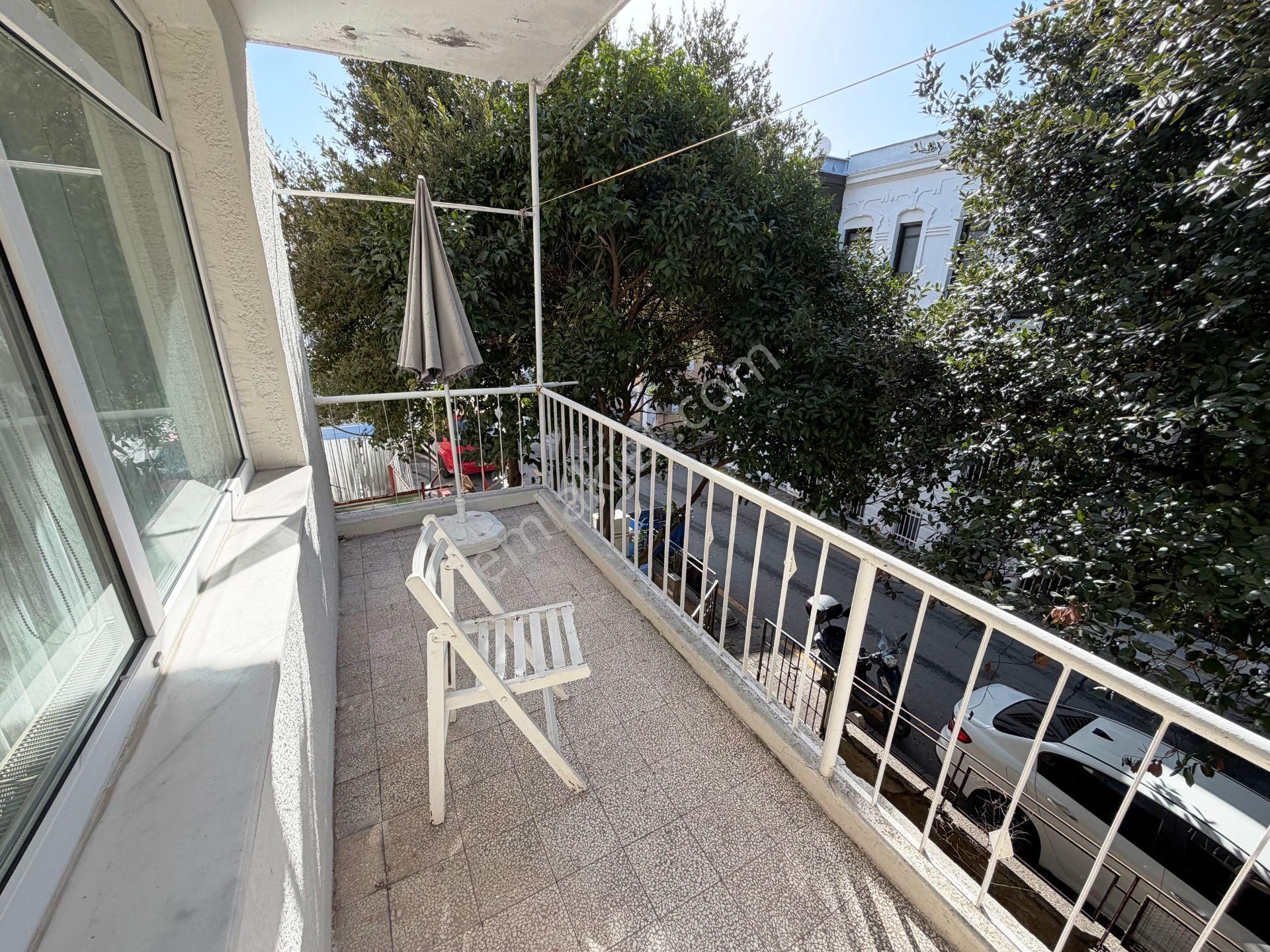 Salacak'ta 1.kat Mobilyalı Yeşillikler İçinde 110m2 Kiralık 2+1 - Görsel 24