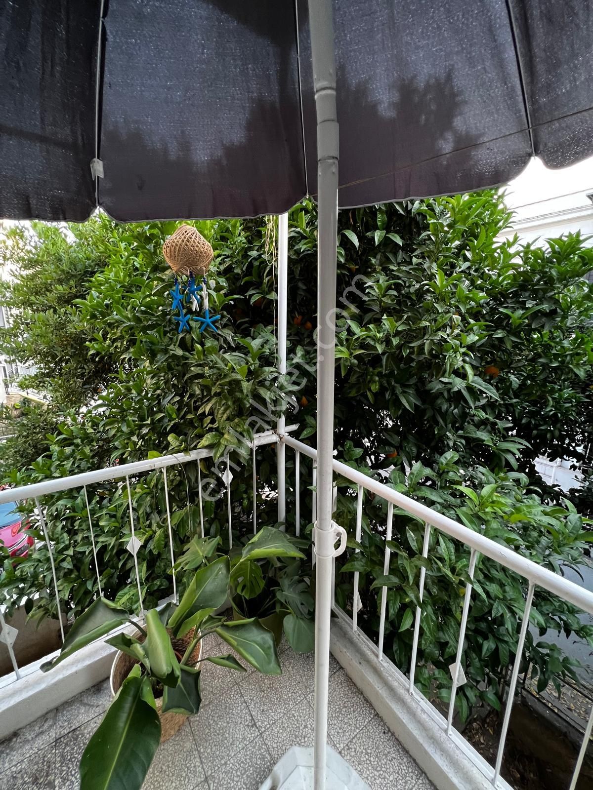 Salacak'ta 1.kat Mobilyalı Yeşillikler İçinde 110m2 Kiralık 2+1 - Görsel 26