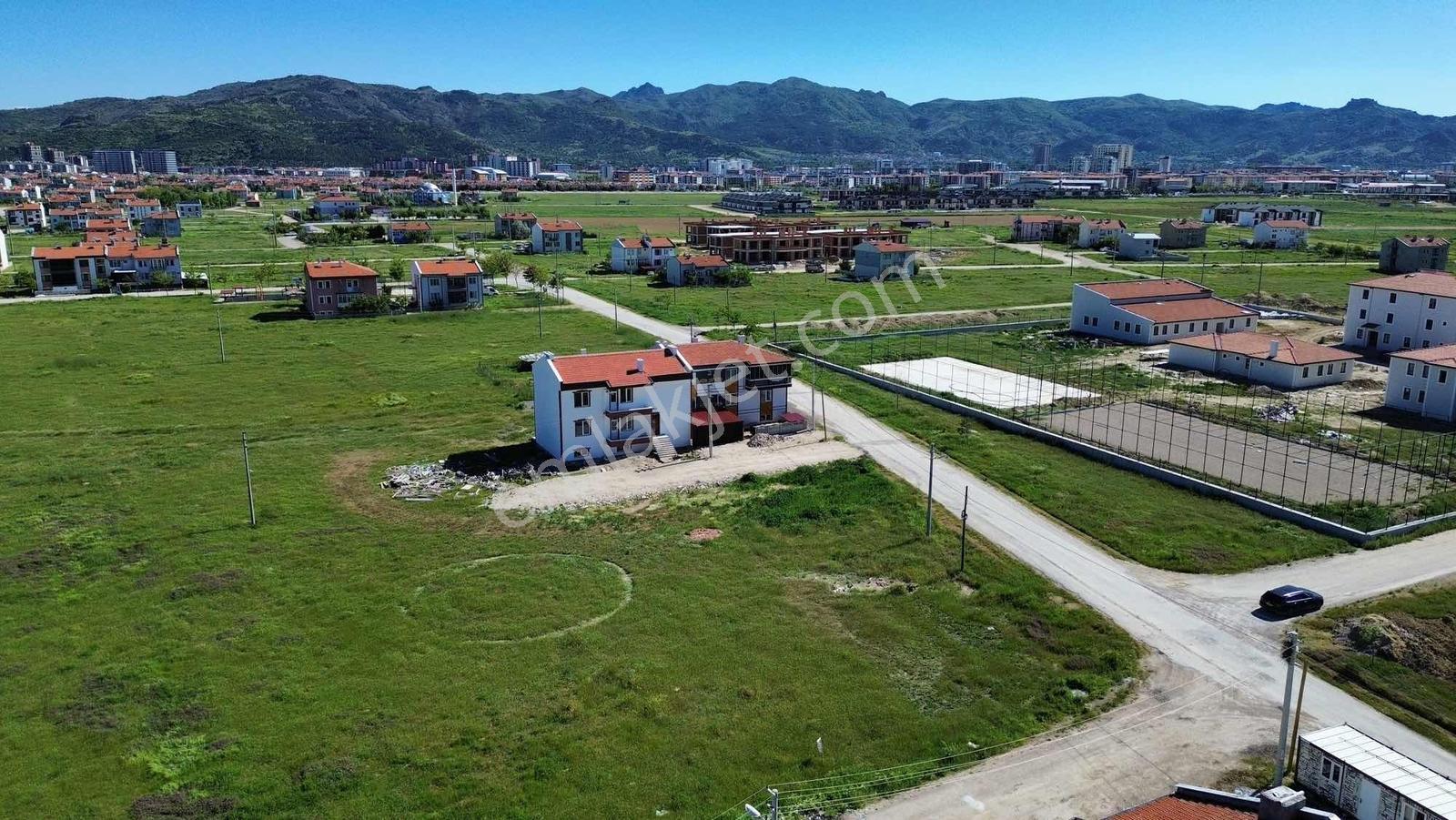 Sağlam Emlaktan Uydukent Ertuğrulgazide Satılık Fırsat Arsa - Görsel 8