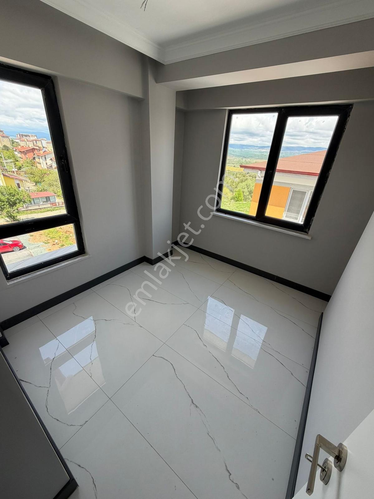 Zafer Gıda Arkası Yol Kenarı Sıfır 2+1 Kiralık Daire - Görsel 4