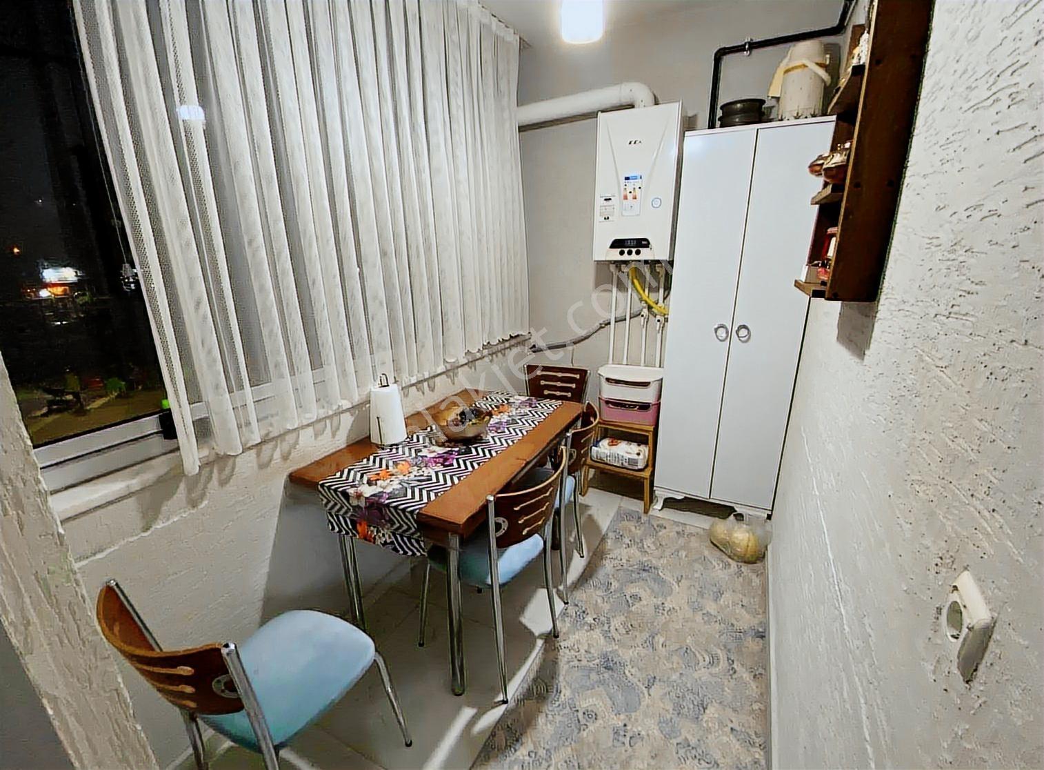 Bağlarbaşı'nın En Güzel Konumunda Faal Kıraathane Ve Daireler - Görsel 22