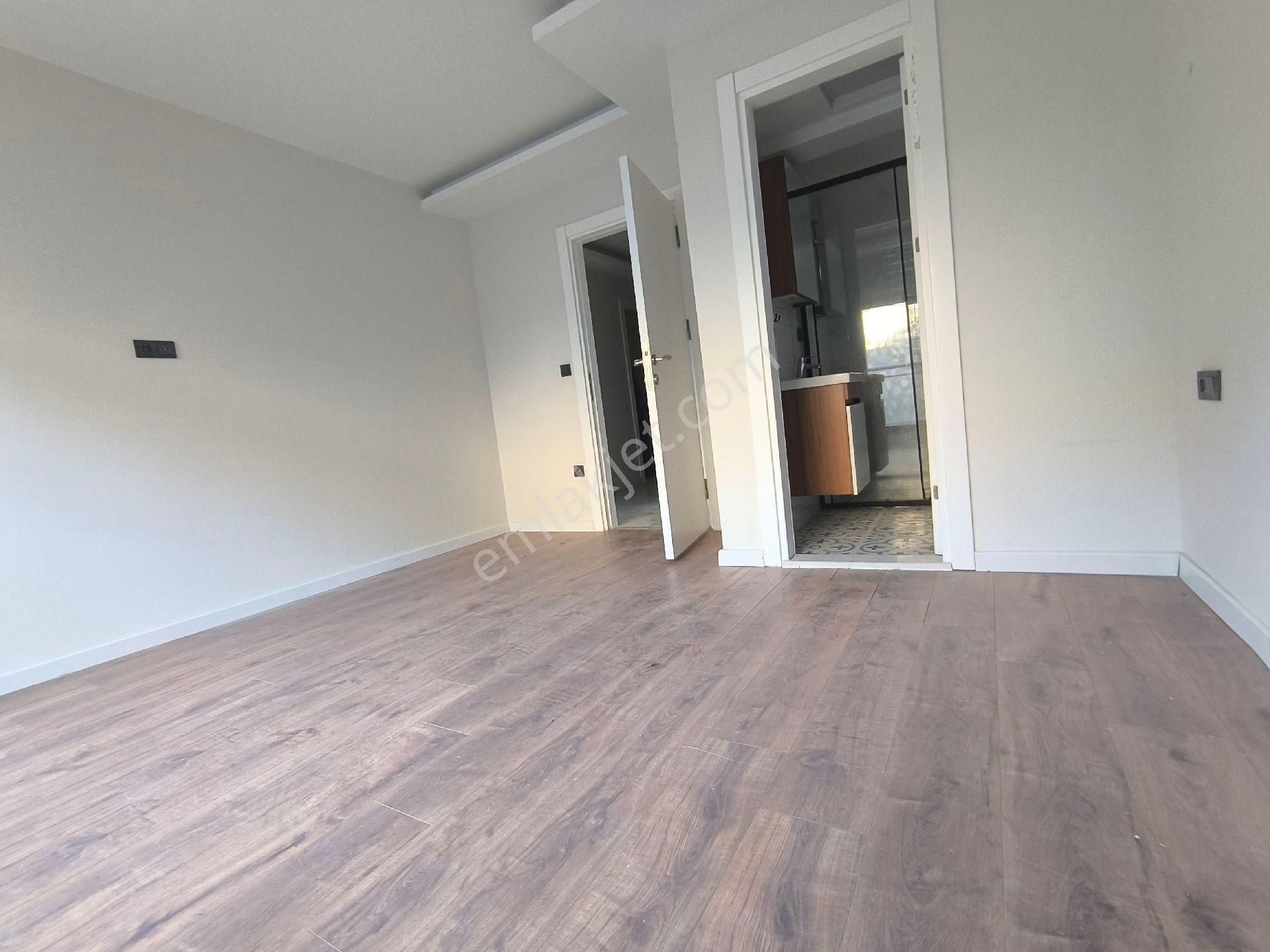 Kuşadası Değirmendere Mahallesi'nde 3+1 - Görsel 8