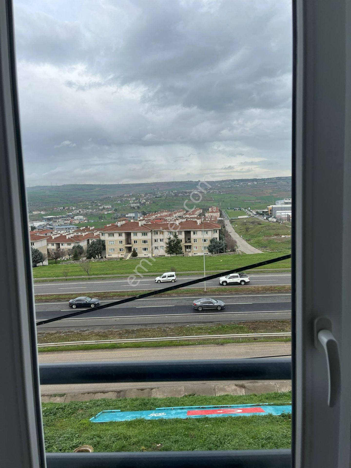 Çevre Yolu Cepheli Geniş Ve Ferah 2+1 - Görsel 24