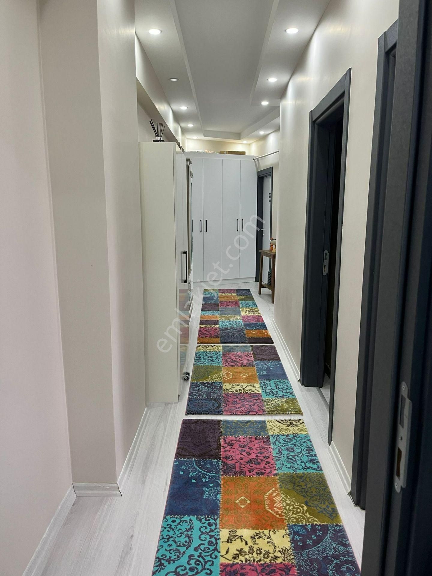 Çevre Yolu Cepheli Geniş Ve Ferah 2+1 - Görsel 10