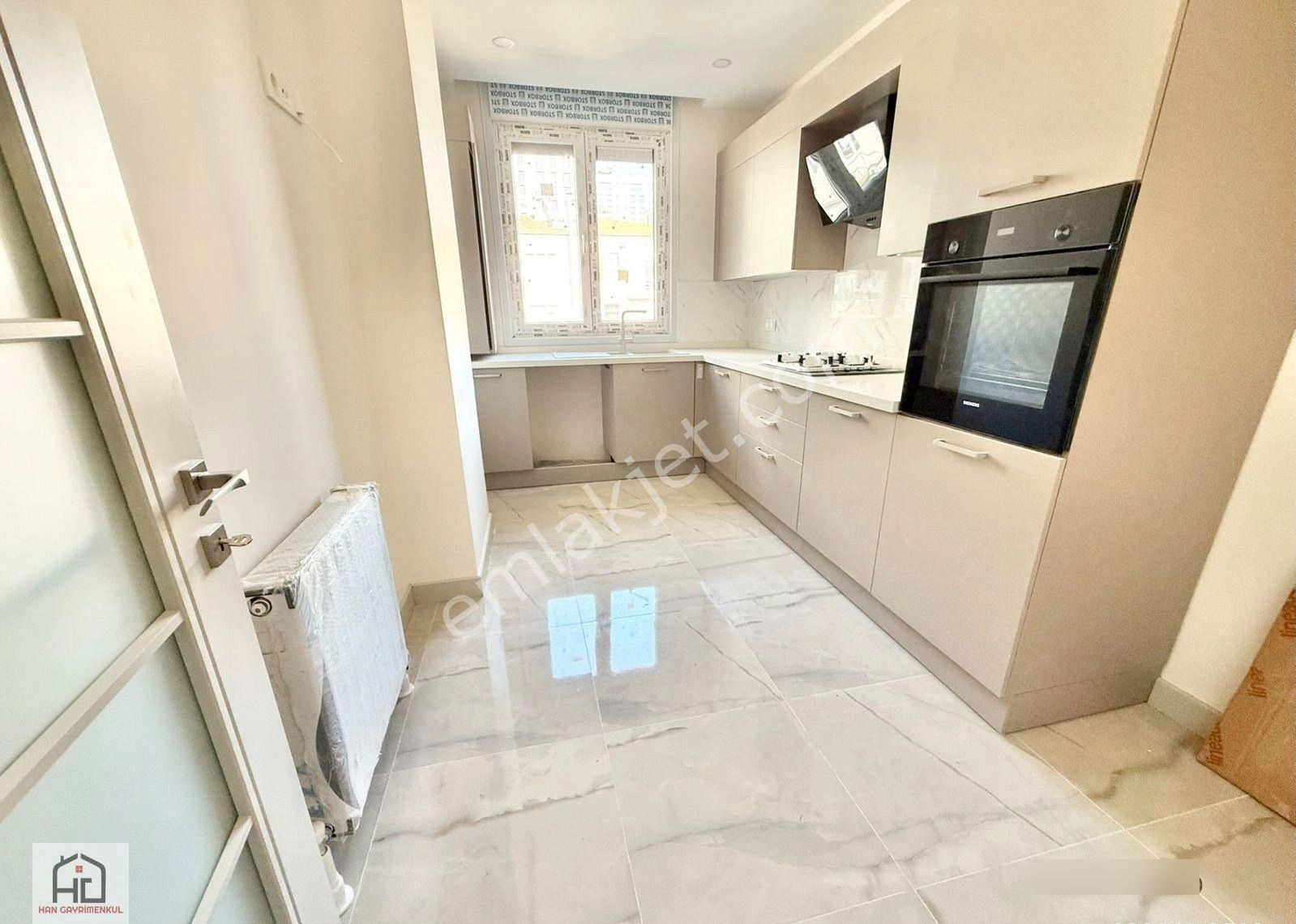 Han Emlak'tan Caddebostan Sahilde 3+1 Butik Binada Lüks Fırsat - Görsel 2