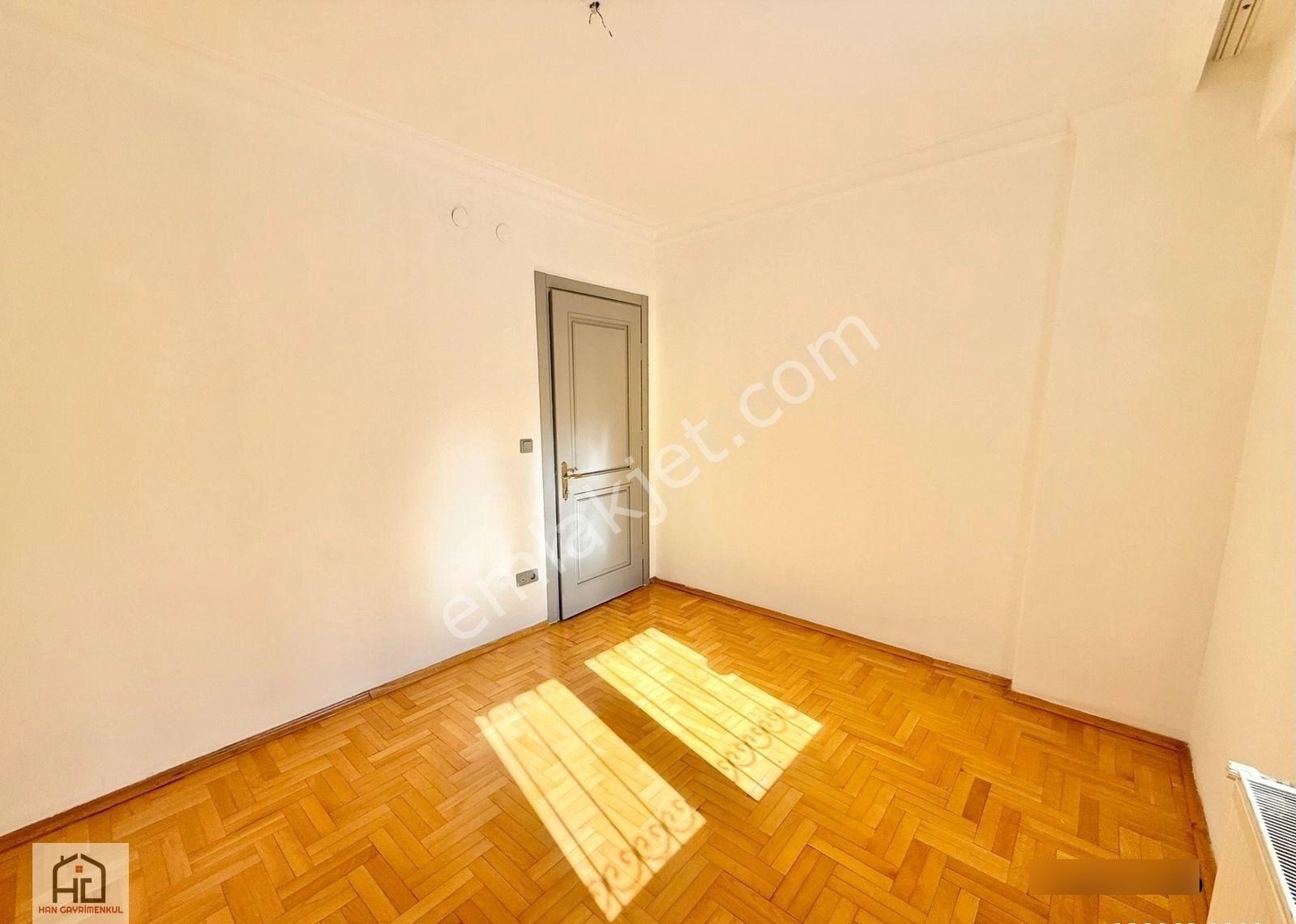 Han Emlak'tan Caddebostan Sahilde 2+1 Kapalı Otoparklı Genç Bina - Görsel 10