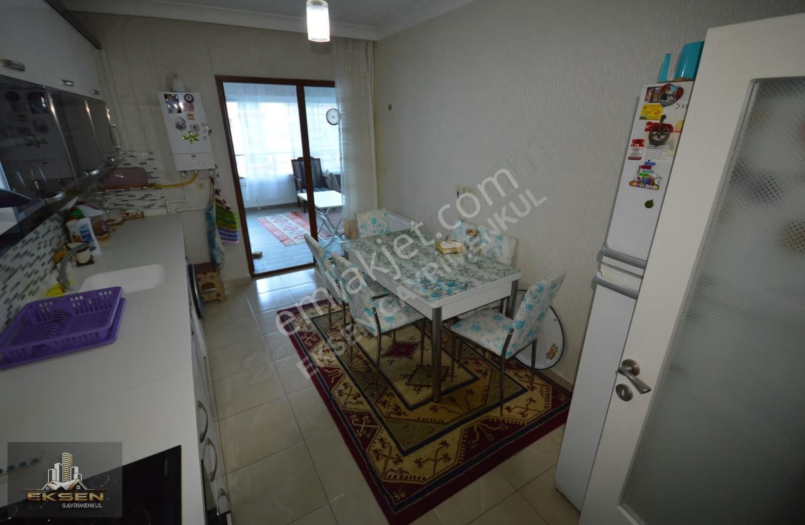 Eksen Gayrimenkul'den Merkezi Konumda Masrafsız Site Dairesi - Görsel 2