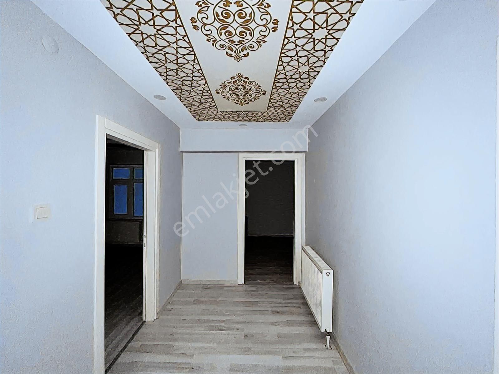 Cumhuriyet Mahallesinde Oturuma Hazır Satılık 3+1 Daire - Görsel 24