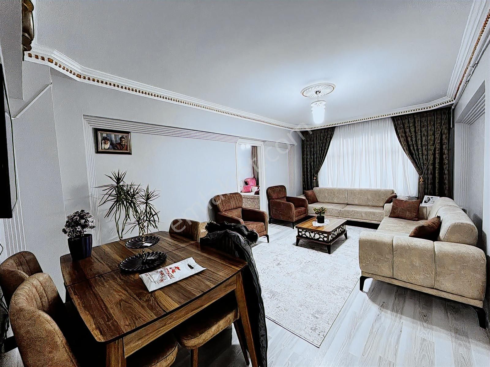 Cumhuriyet Mahallesinde Oturuma Hazır Satılık 3+1 Daire - Görsel 5