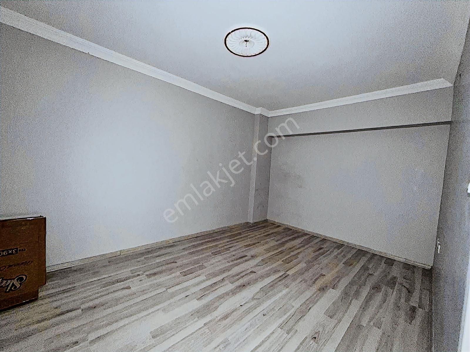 Cumhuriyet Mahallesinde Oturuma Hazır Satılık 3+1 Daire - Görsel 23