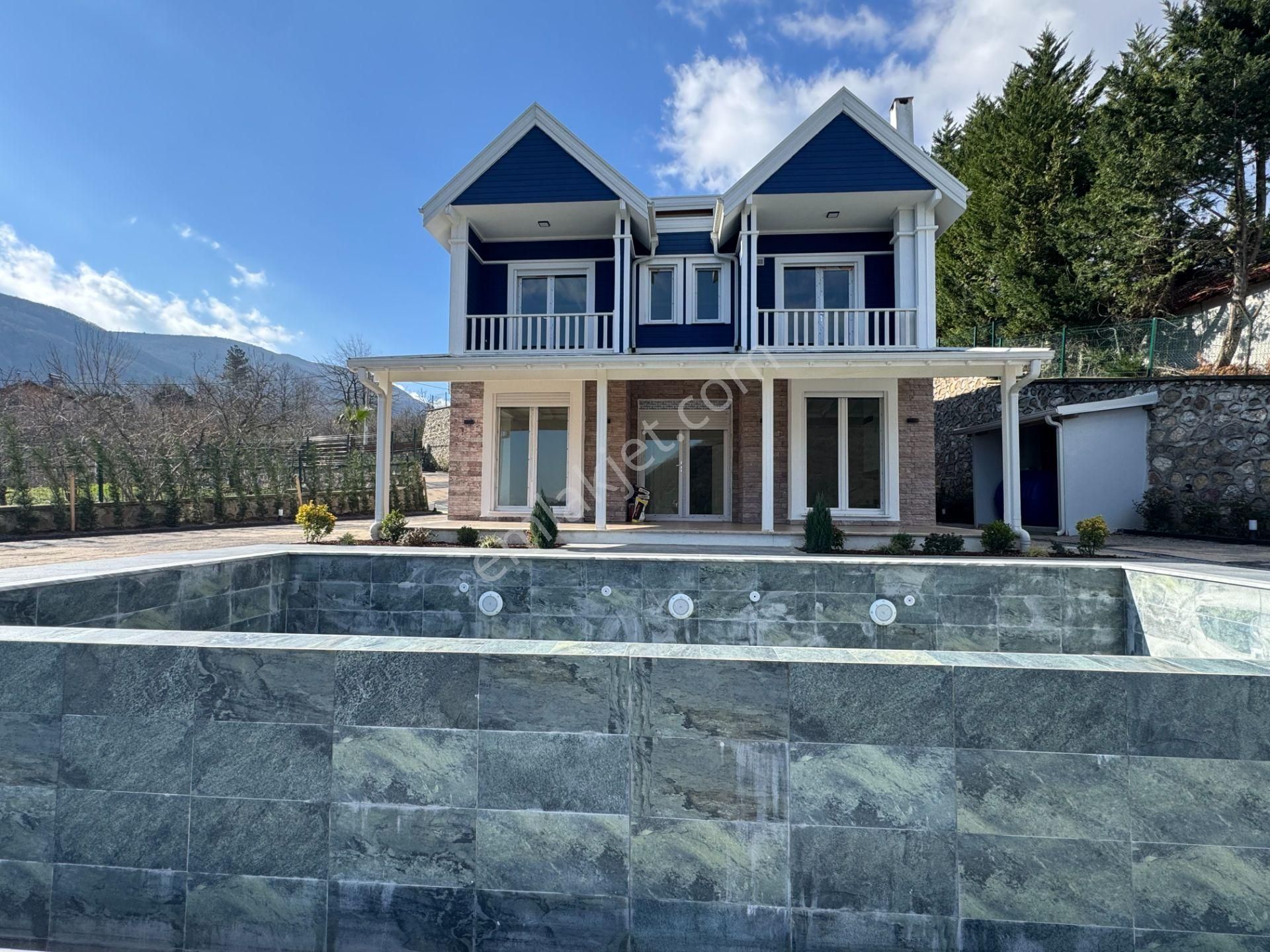 Sapanca Fevziyede 1400 M2 Arsa İçinde Satılık Müstakil Lüx Villa - Görsel 4