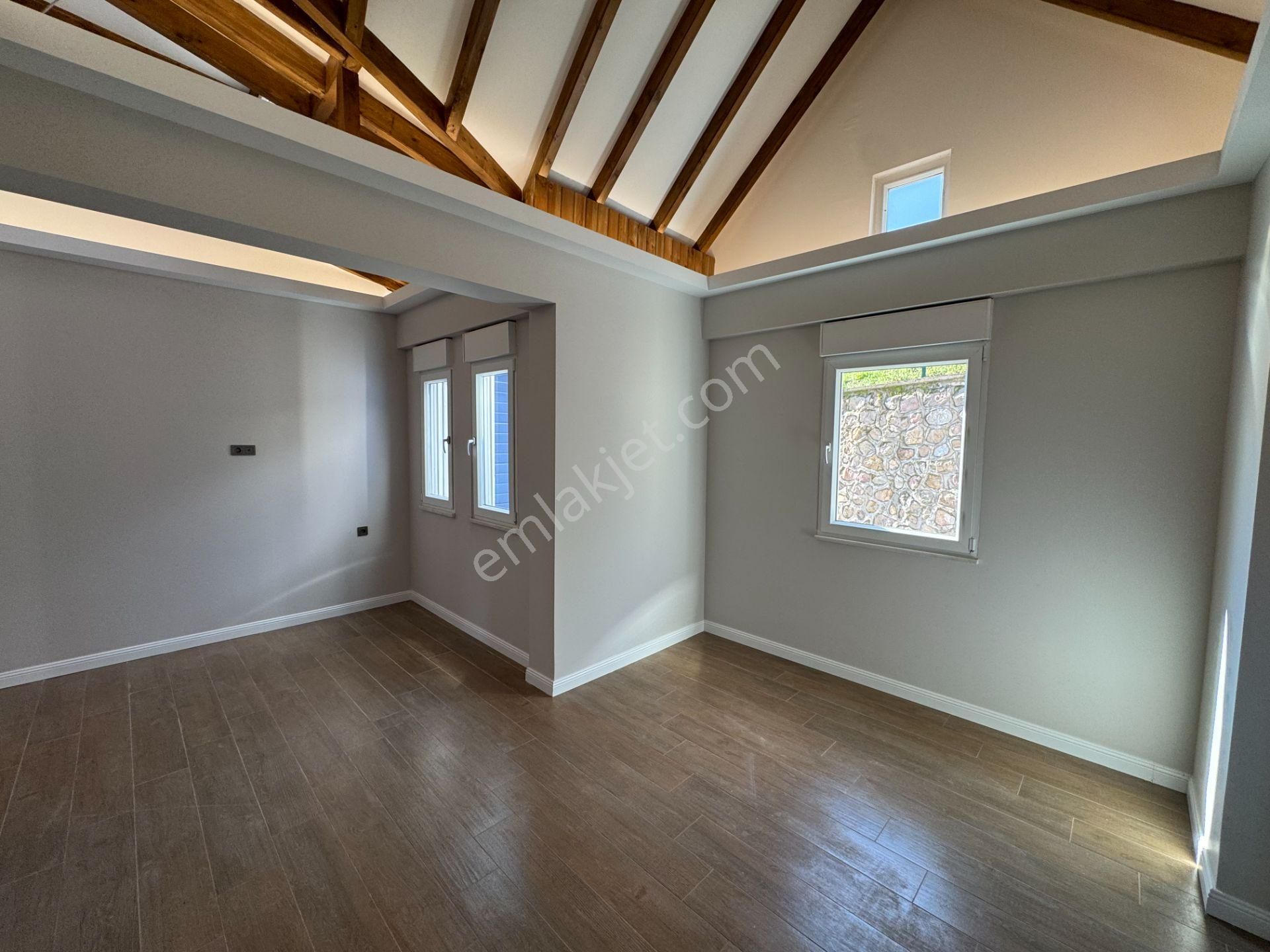 Sapanca Fevziyede 1400 M2 Arsa İçinde Satılık Müstakil Lüx Villa - Görsel 35