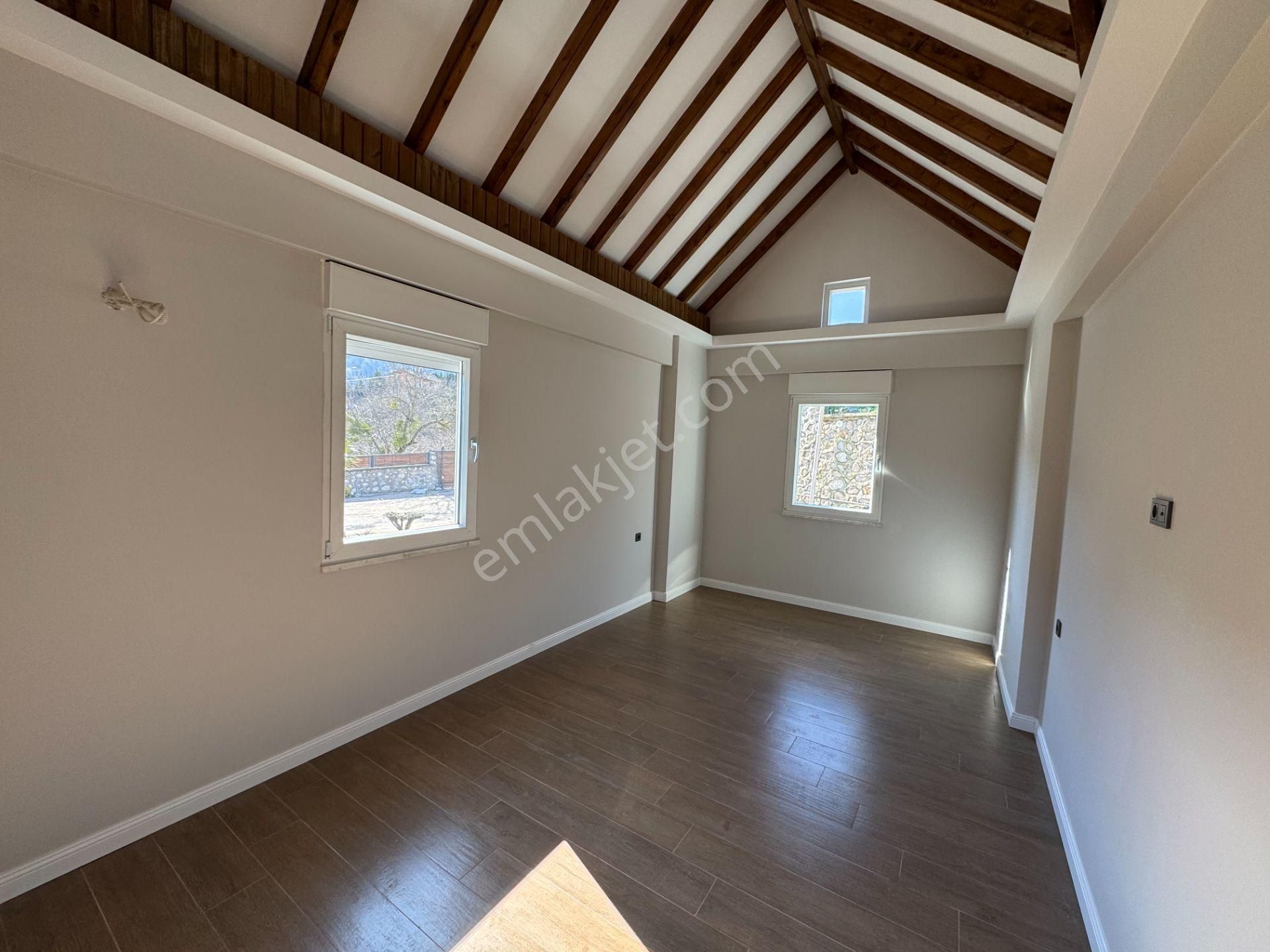 Sapanca Fevziyede 1400 M2 Arsa İçinde Satılık Müstakil Lüx Villa - Görsel 25