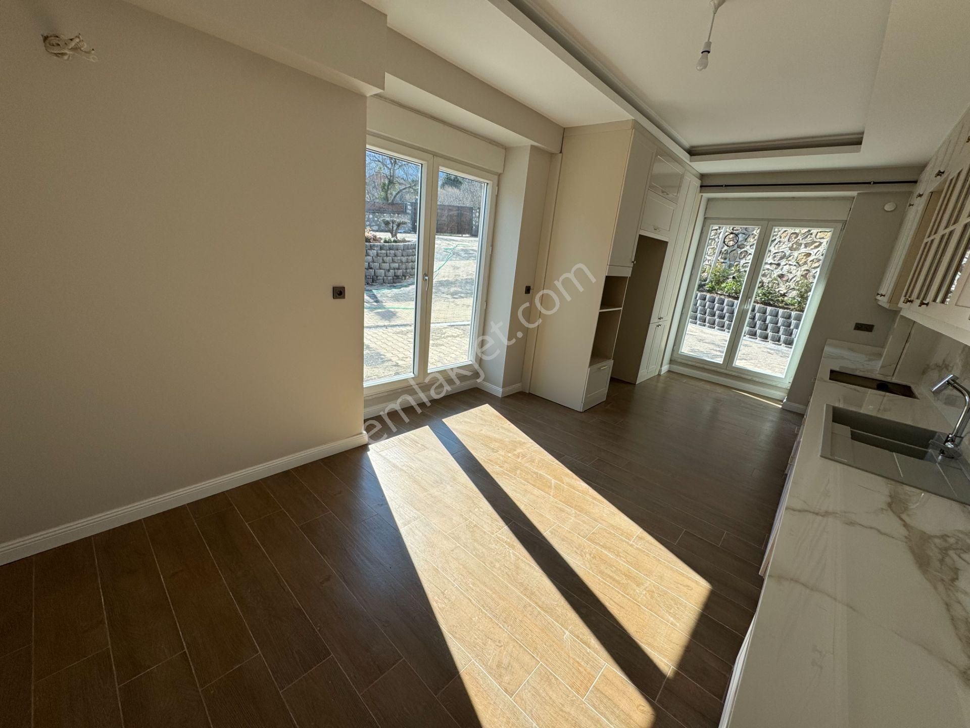 Sapanca Fevziyede 1400 M2 Arsa İçinde Satılık Müstakil Lüx Villa - Görsel 21