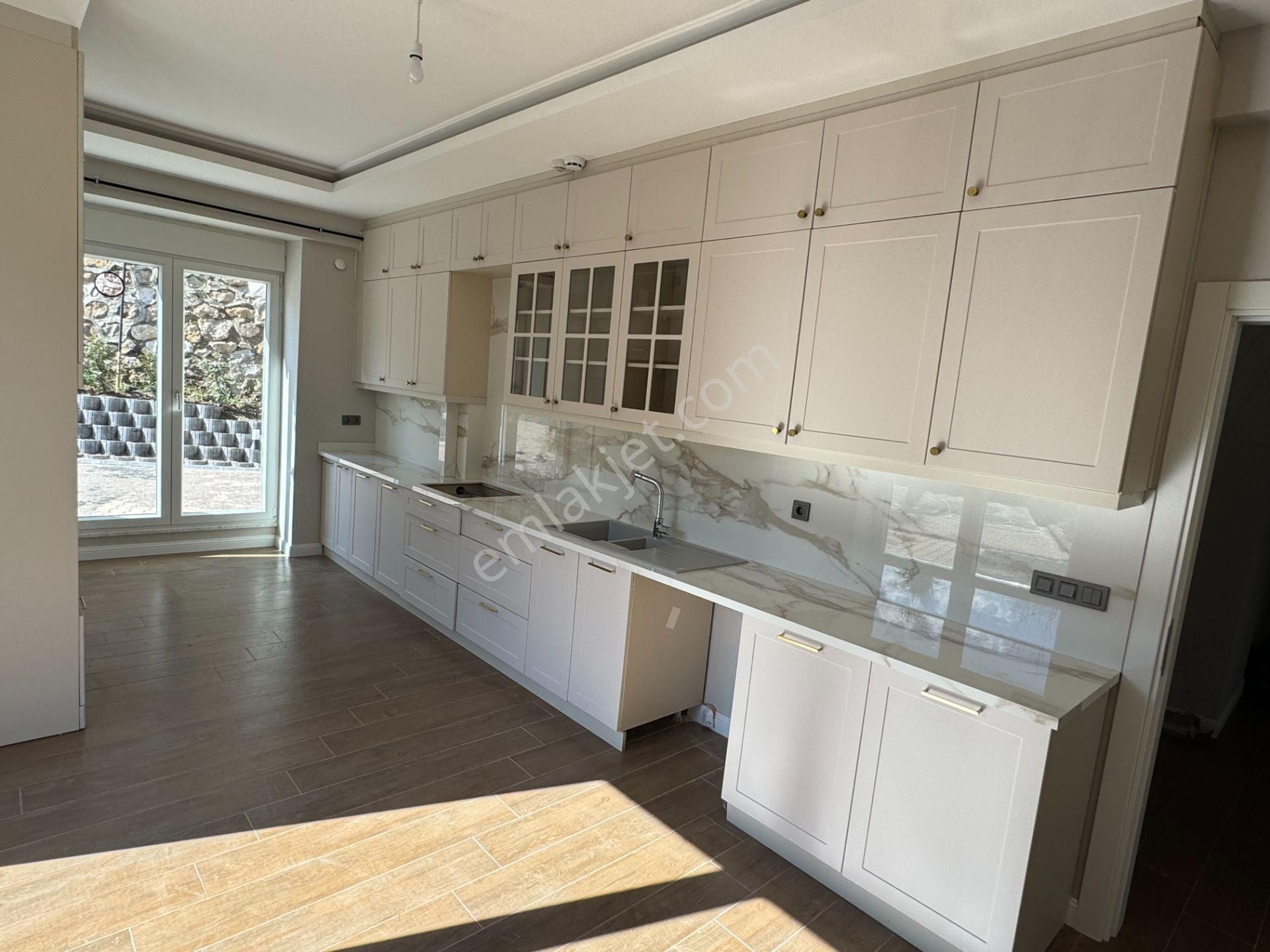 Sapanca Fevziyede 1400 M2 Arsa İçinde Satılık Müstakil Lüx Villa - Görsel 20