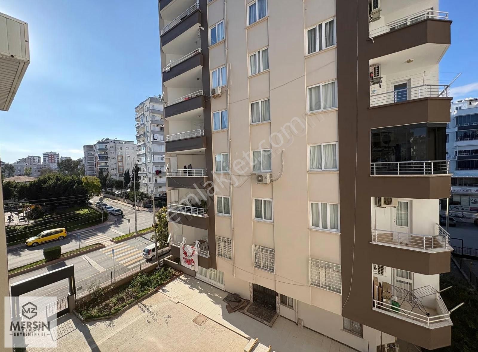 Mezitli'de Medical Park Yakını Satılık 3+1 Daire - Görsel 2