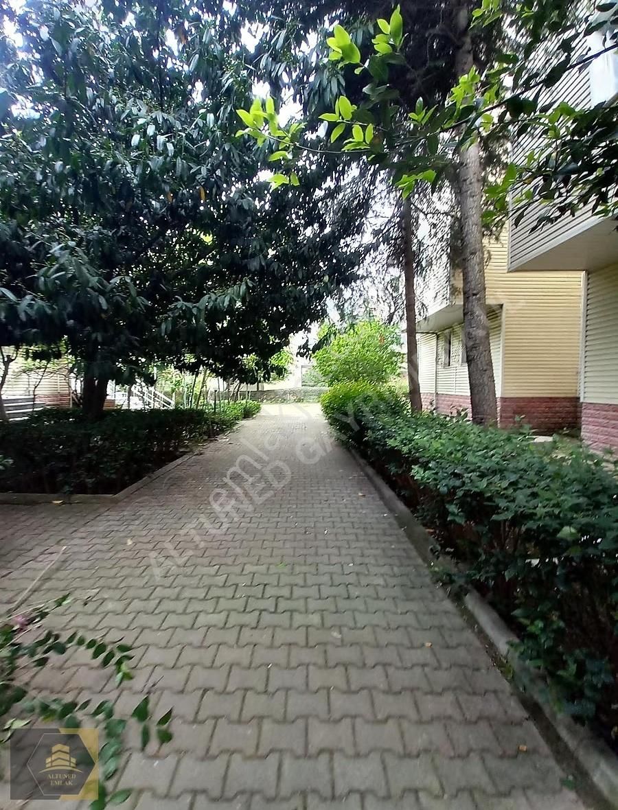 Halkalı İstasyon'da Kiralık 3+2 Bahçeli Villa - Görsel 22