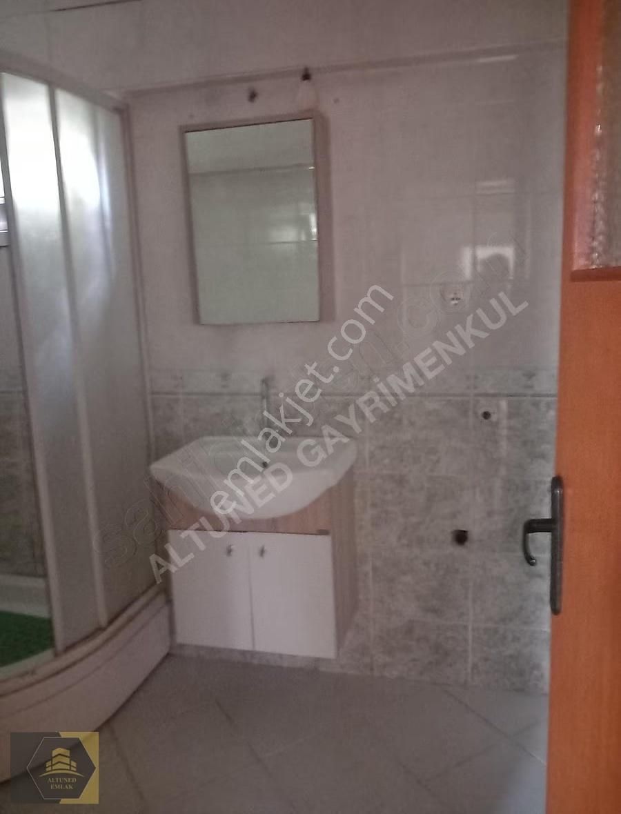 Halkalı İstasyon'da Kiralık 3+2 Bahçeli Villa - Görsel 6