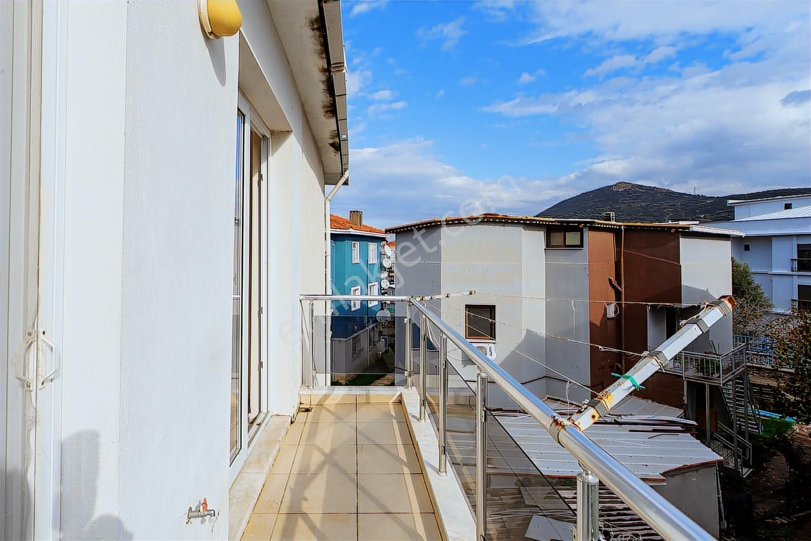 Yenifoça Ana Cadde Üzeri Merkezi Konumda 3+1 Satılık Daire - Görsel 21