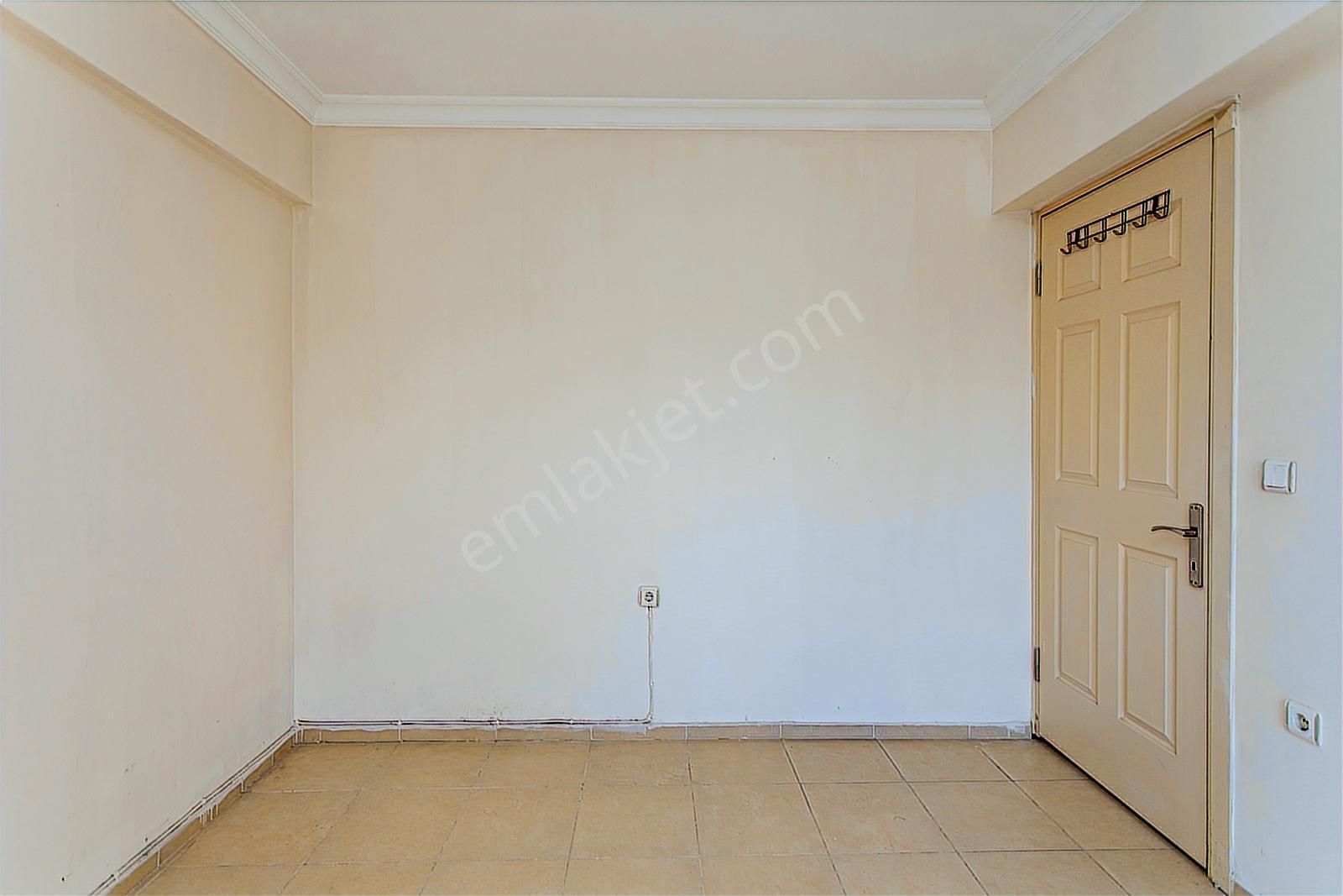 Yenifoça Ana Cadde Üzeri Merkezi Konumda 3+1 Satılık Daire - Görsel 28