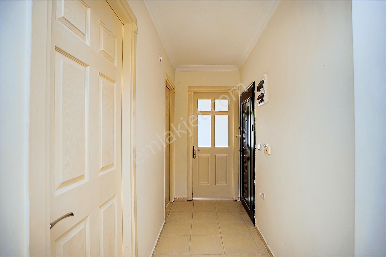 Yenifoça Ana Cadde Üzeri Merkezi Konumda 3+1 Satılık Daire - Görsel 10