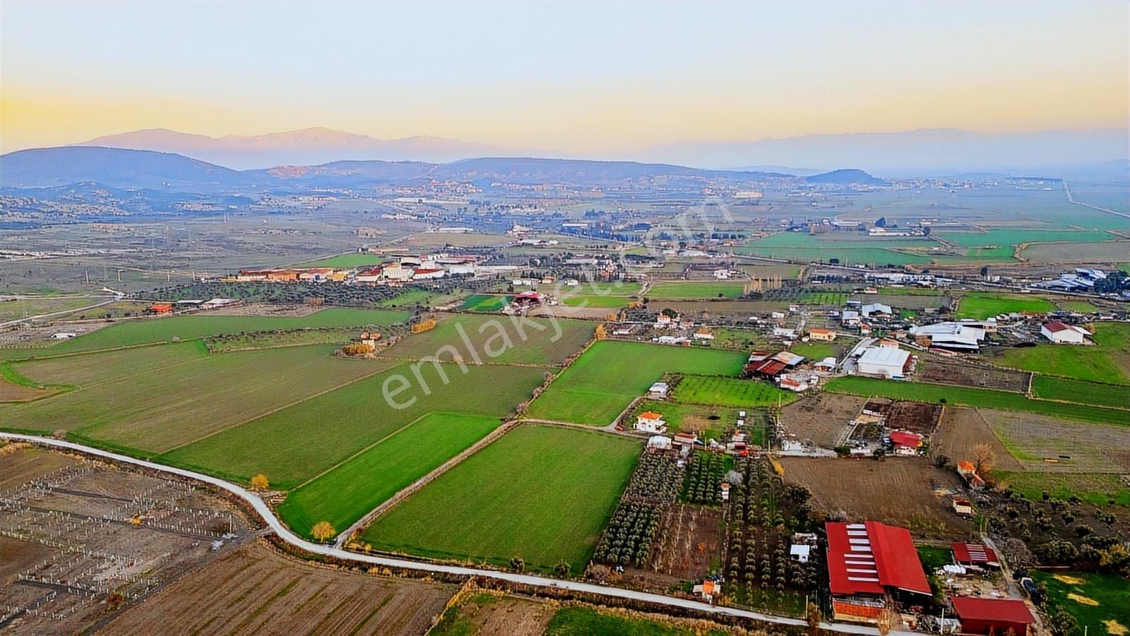 Foça Bağarası Hacıveli Mahallesinde Satılık Tarla - Görsel 10