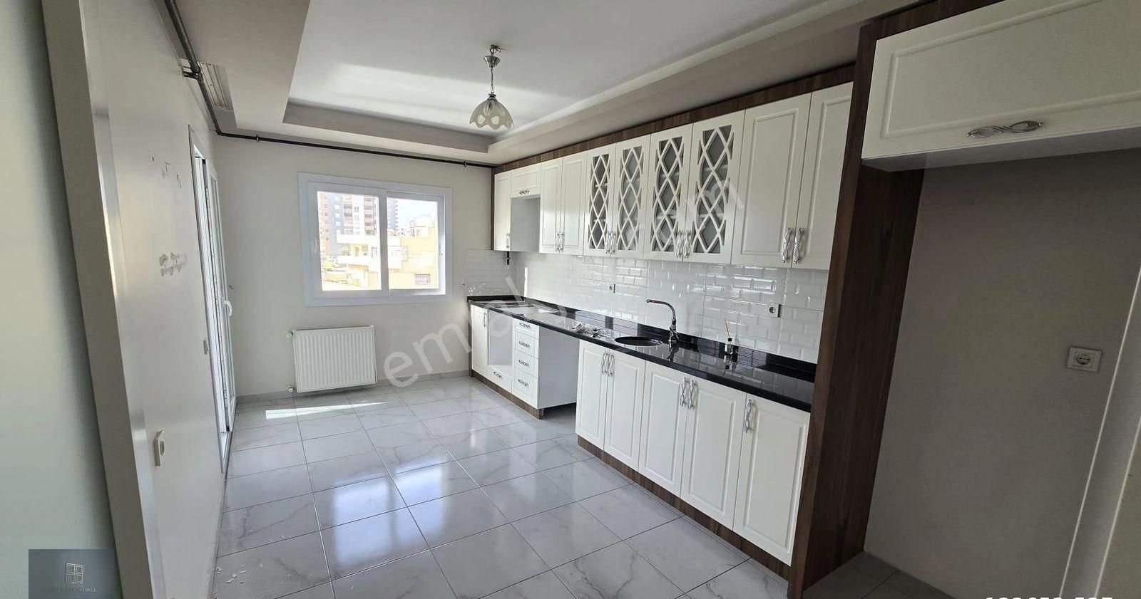Yalınayak Mahallesinde Kiralık 3+1 Ferah Ve Kullanışlı Daire - Görsel 13