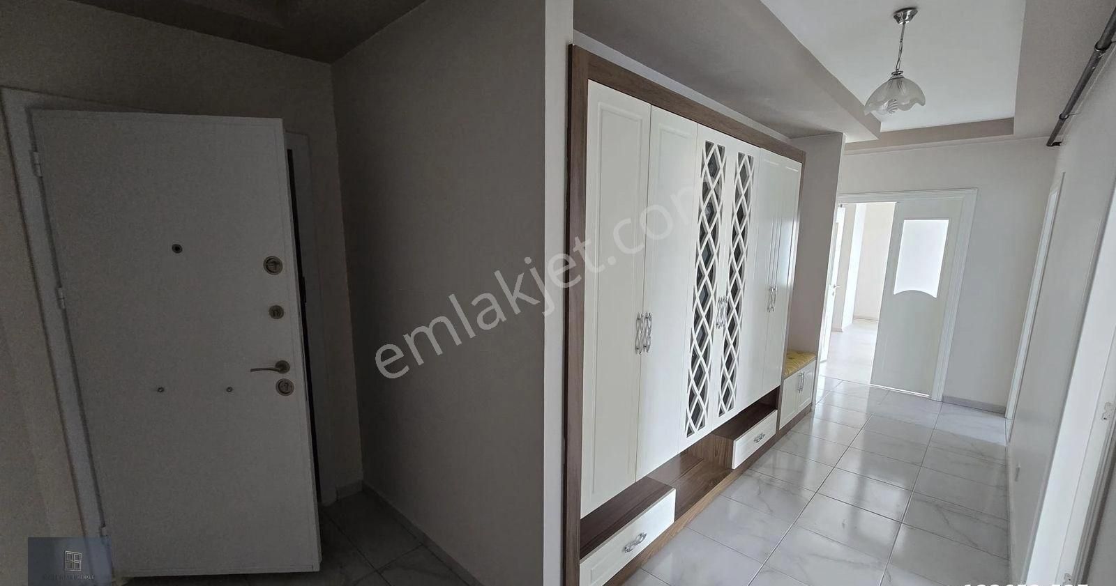 Yalınayak Mahallesinde Kiralık 3+1 Ferah Ve Kullanışlı Daire - Görsel 25