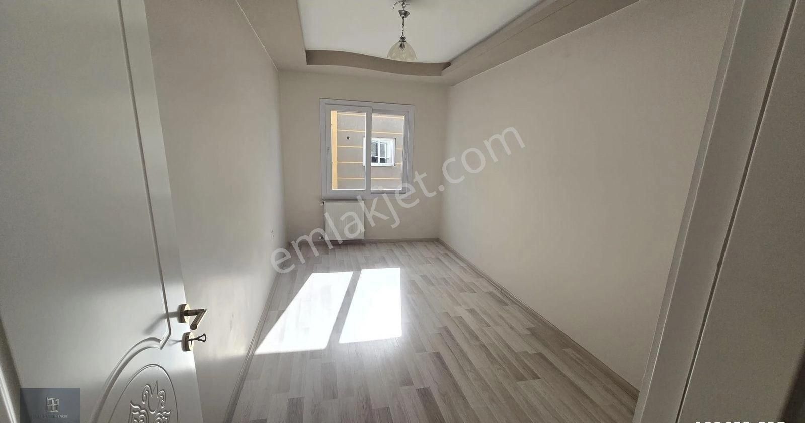 Yalınayak Mahallesinde Kiralık 3+1 Ferah Ve Kullanışlı Daire - Görsel 2