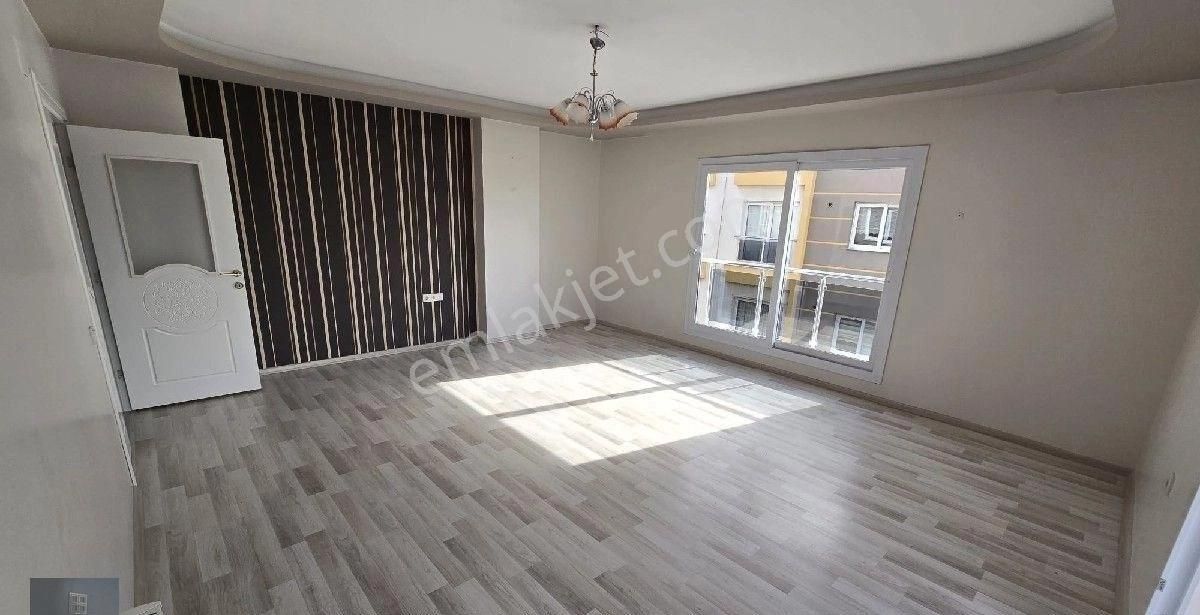 Mersin Toroslar Yalınayak Mahallesi'nde Kiralık 3+1 Site İçerisinde Asansörlü Geniş Oturuma Sahip - Görsel 29