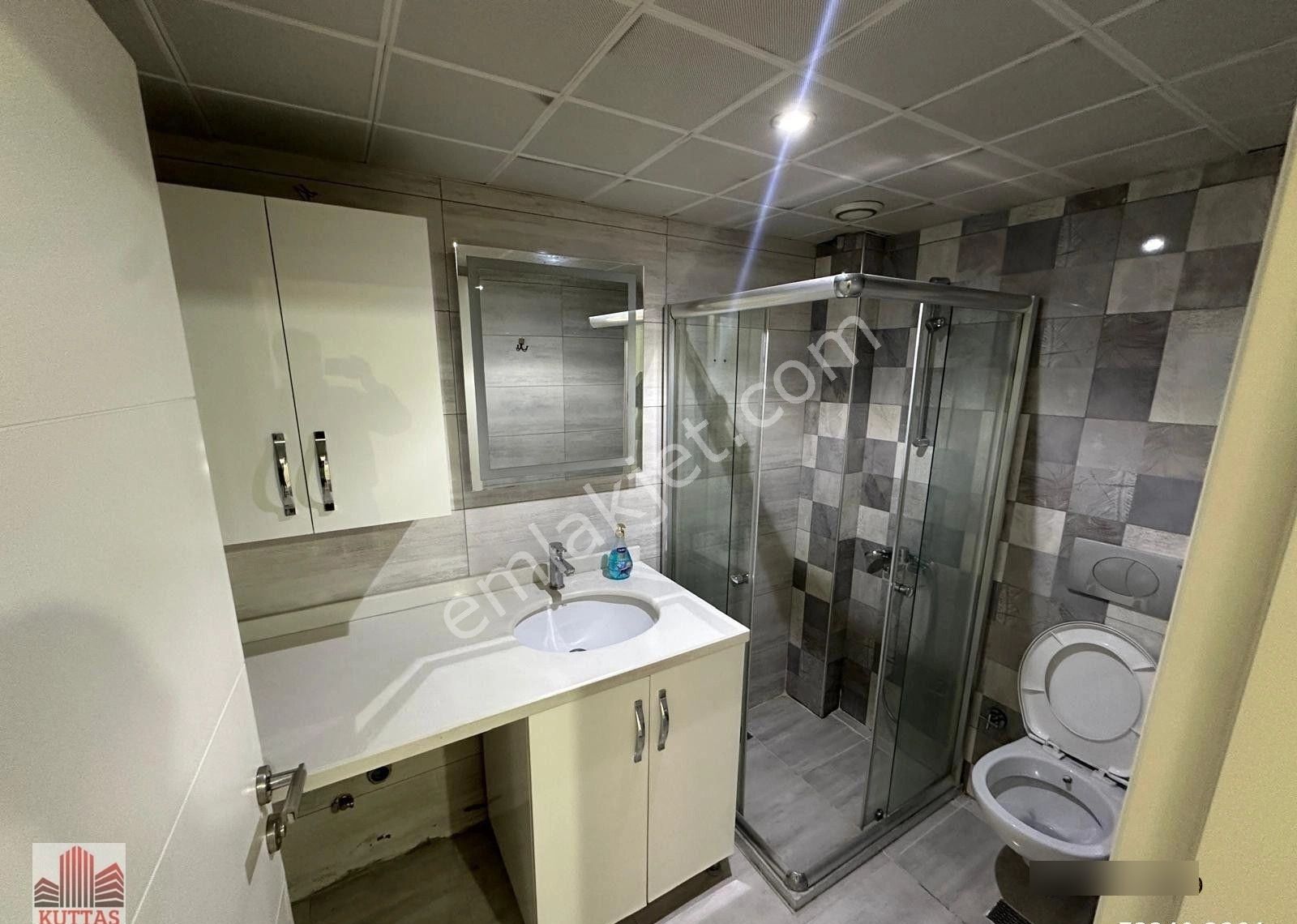 Kuttaş'tan Emek Mahallesinde Metro Yakını Genç Binada Katta Büyük Tip 1+1 Kiralık - Görsel 12