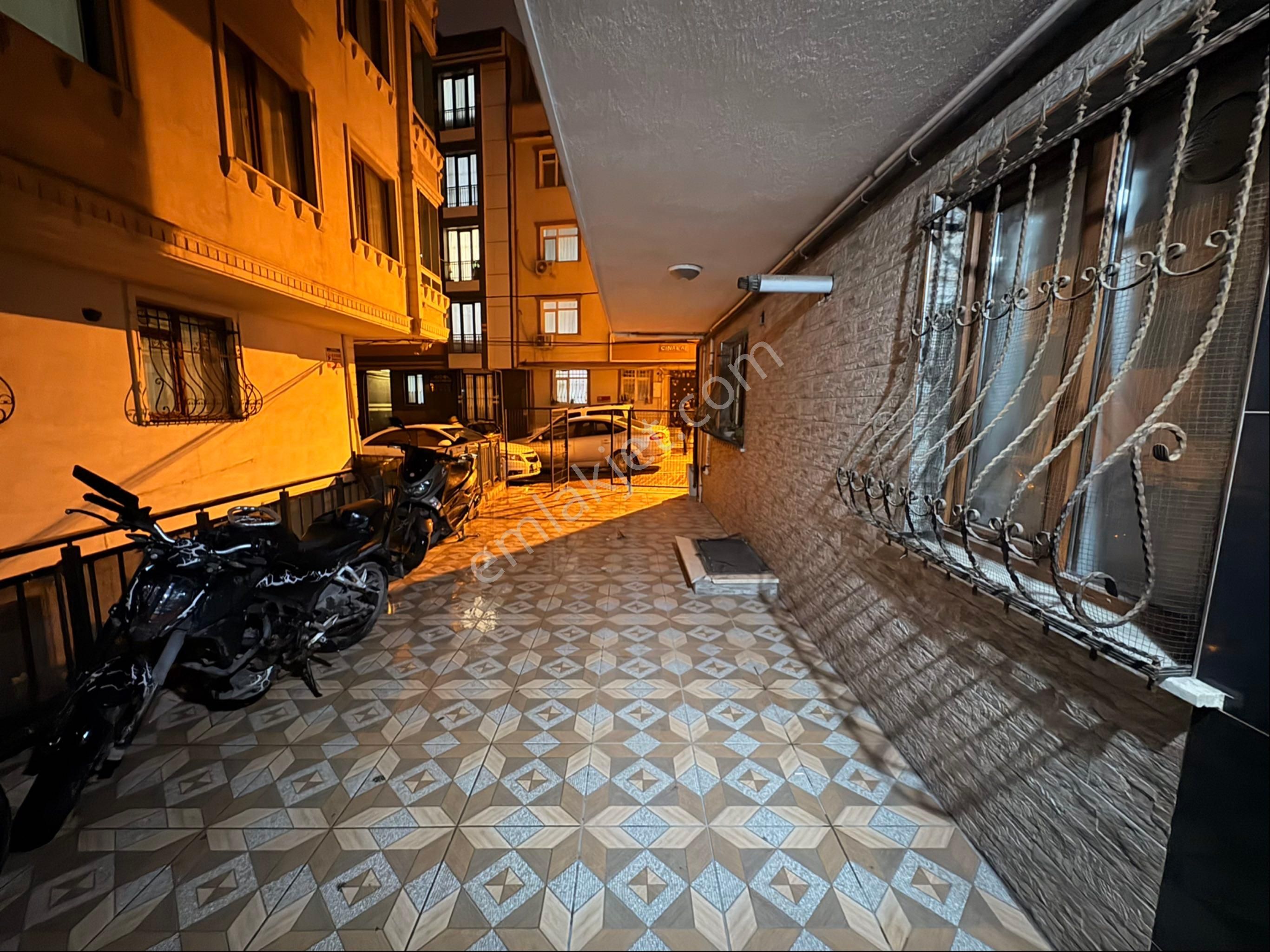 Metrobüse Yakın Full Eşyalı Daire - Görsel 2